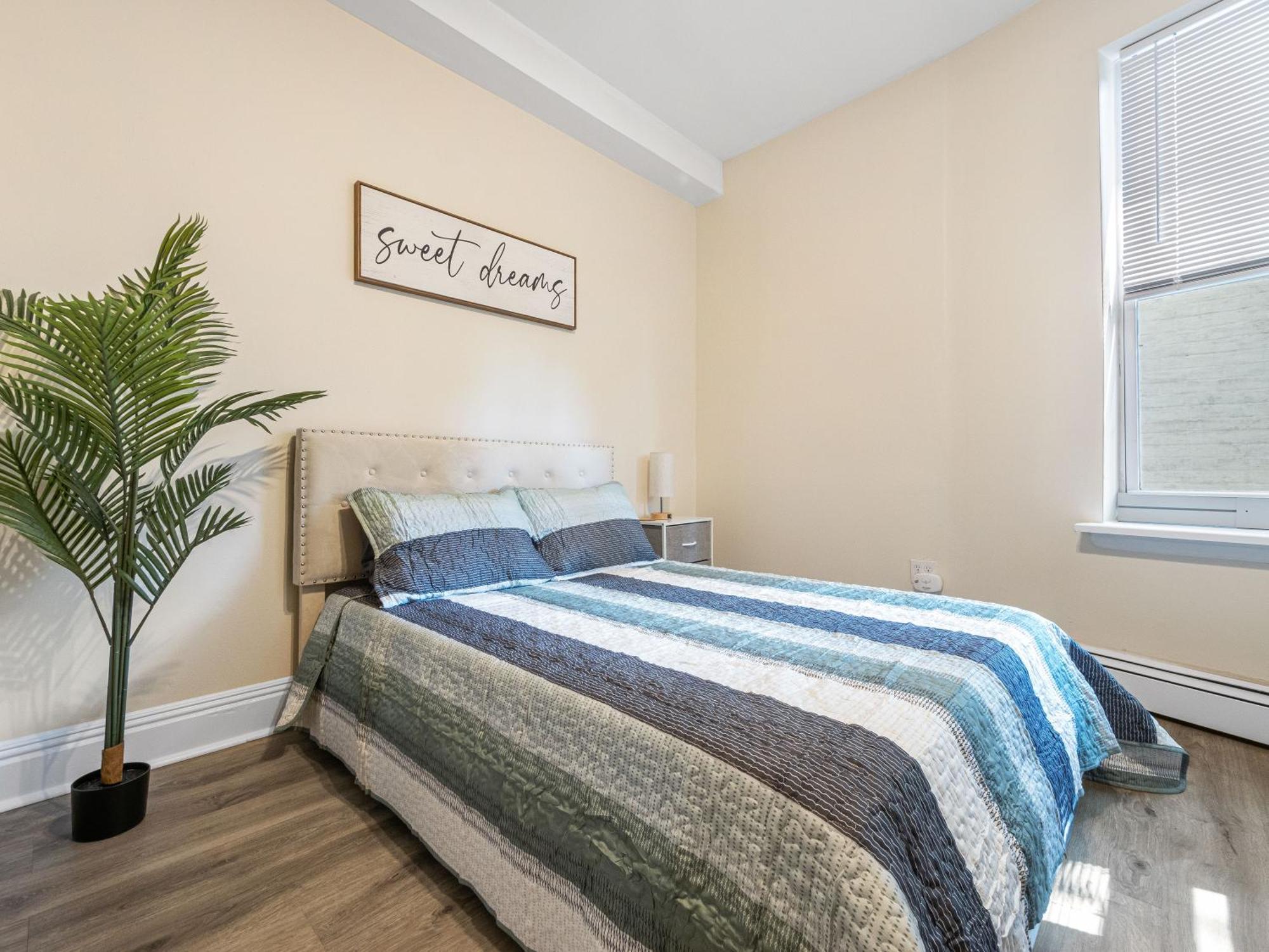 Minutes To Nyc Sleeps 5 Apartment Hoboken Exterior photo